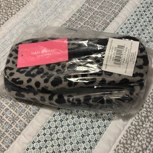 Isaac Mizrahi Leopard Sherpa Lined Slippers.new